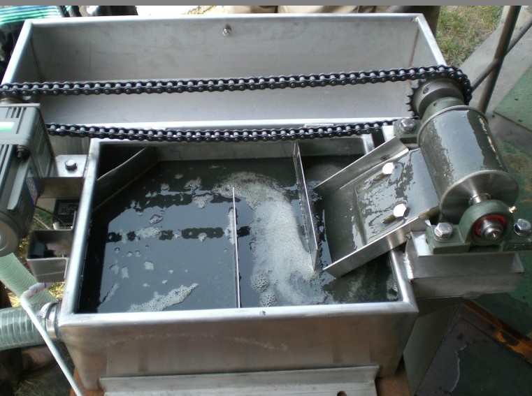 立毛带式刮油机