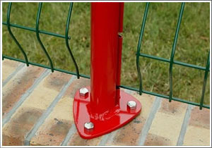 三角折弯护栏网批发/三角折弯护栏网销售/三角折弯护栏网价格